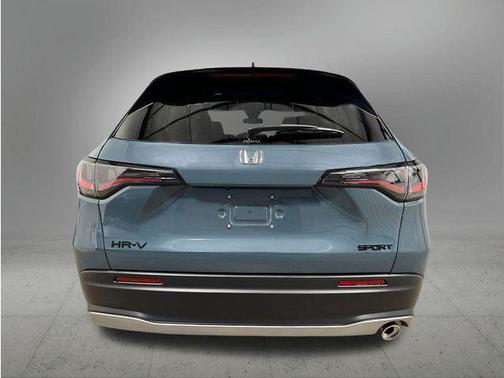 Nordic Forest Pearl 2027 Honda HR-V Sport