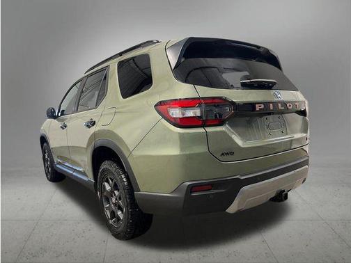 Green 2026 Honda Pilot TrailSport