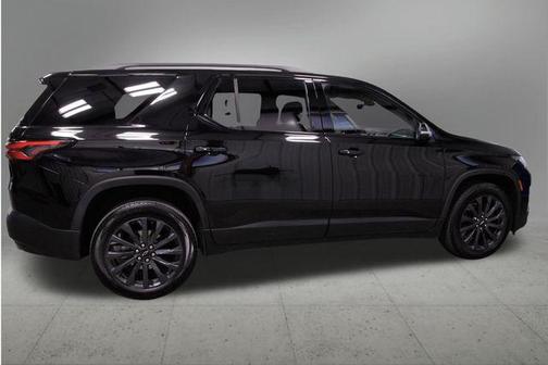 2022 Chevrolet Traverse RS