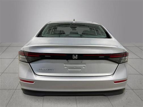 2025 Honda Accord LX 1.5T