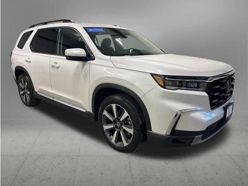 2025 Honda Pilot Touring 8-Passenger