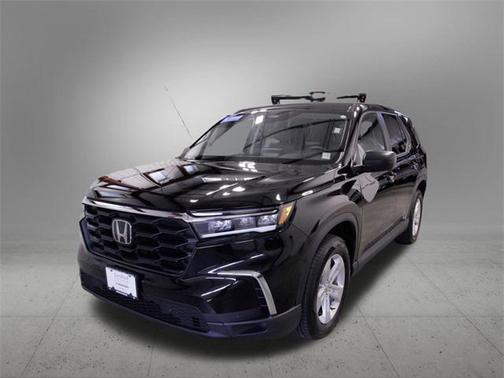 2023 Honda Pilot AWD LX