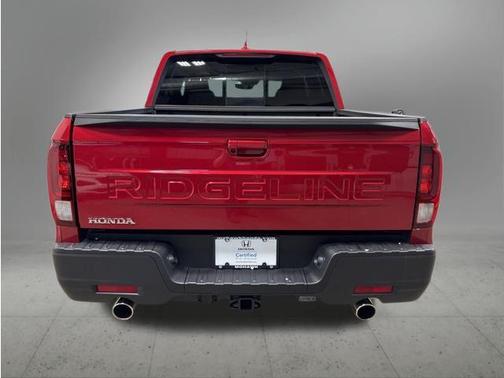 Radiant Red Metallic II 2026 Honda Ridgeline RTL