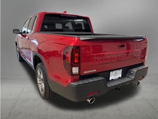 Radiant Red Metallic II 2026 Honda Ridgeline RTL