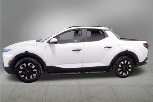 2025 Hyundai SANTA CRUZ SEL Activity