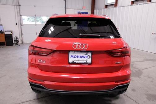 2024 Audi Q3 Premium 45 TFSI S line quattro Tiptronic