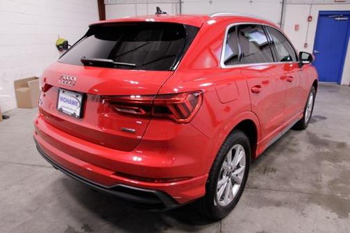 2024 Audi Q3 Premium 45 TFSI S line quattro Tiptronic