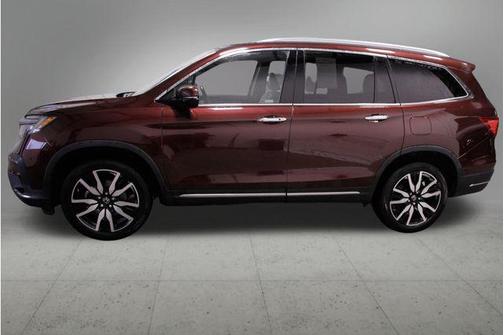2022 Honda Pilot Touring 8-Passenger