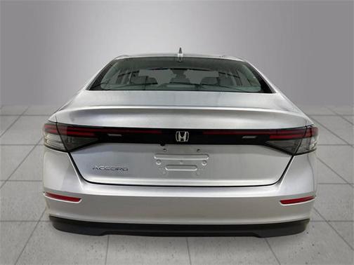 2025 Honda Accord LX 1.5T