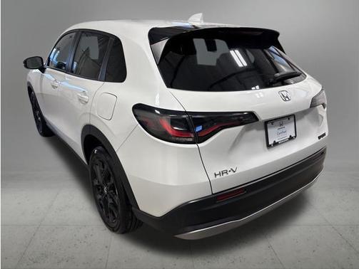 Platinum White Pearl 2024 Honda HR-V AWD Sport