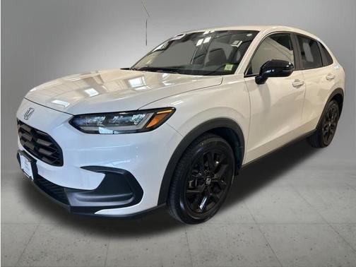 Platinum White Pearl 2024 Honda HR-V AWD Sport