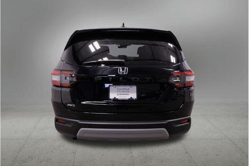 2023 Honda Pilot AWD EX-L 8 Passenger