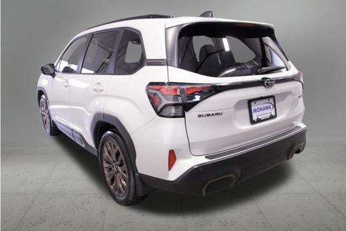 Crystal White Pearl 2025 Subaru Forester Sport