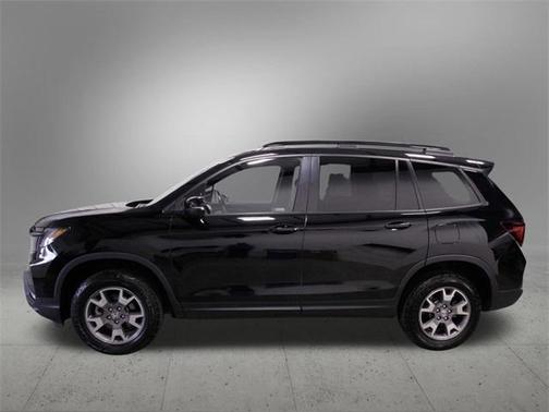 2023 Honda Passport AWD TrailSport