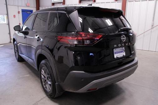 2022 Nissan Rogue S