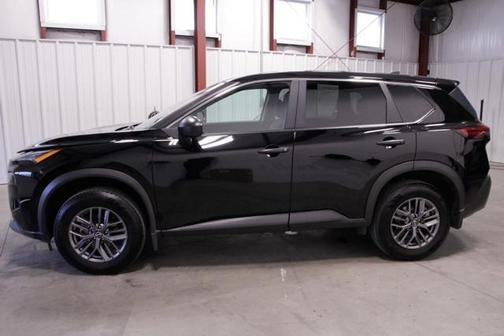 2022 Nissan Rogue S