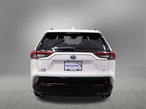 2023 Toyota RAV4 Prime SE