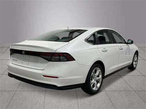 2025 Honda Accord LX 1.5T