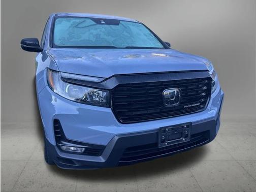 Sonic Gray Pearl 2022 Honda Ridgeline Black