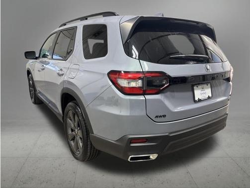 Sonic Gray Pearl 2025 Honda Pilot Sport