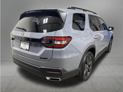 Sonic Gray Pearl 2025 Honda Pilot Sport