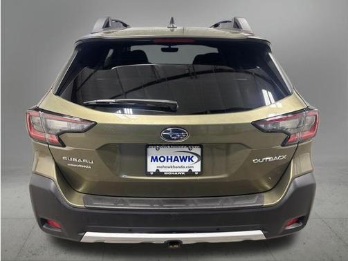 Autumn Green Metallic 2024 Subaru Outback Limited