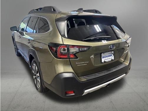 Autumn Green Metallic 2024 Subaru Outback Limited
