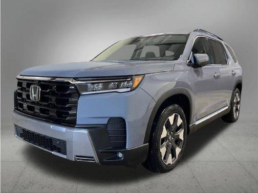 Sonic Gray Pearl 2026 Honda Pilot Elite