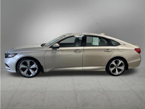 Champagne Frost Pearl 2018 Honda Accord Touring