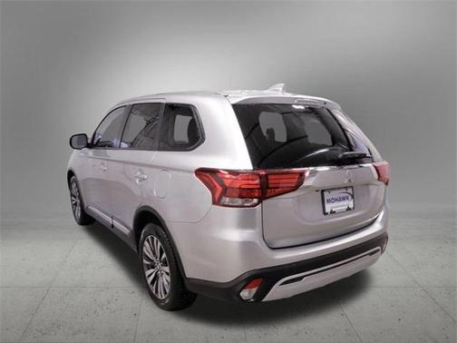 2020 Mitsubishi Outlander ES