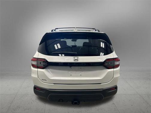 2023 Honda Pilot AWD EX-L 8 Passenger