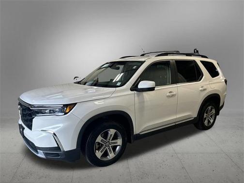 2023 Honda Pilot AWD EX-L 8 Passenger