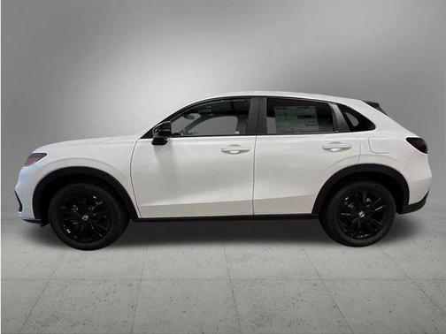 White 2027 Honda HR-V Sport