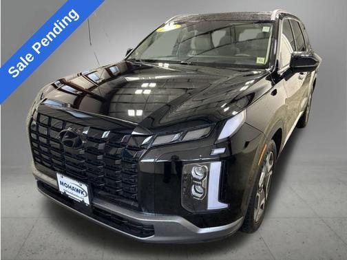 Abyss Black Pearl 2025 Hyundai PALISADE Limited