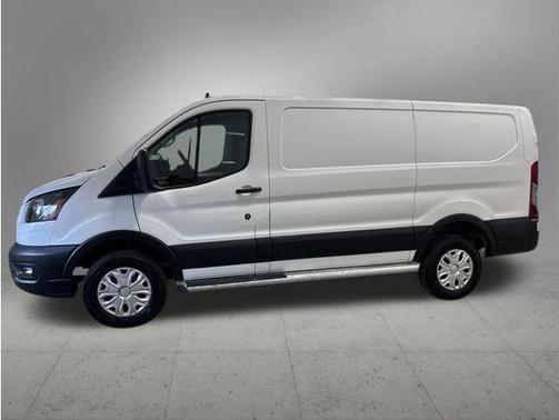 Oxford White 2025 Ford Transit-250 Base