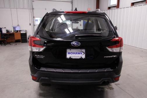 2019 Subaru Forester Base