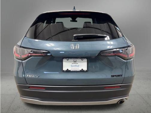 Nordic Forest Pearl 2024 Honda HR-V AWD Sport