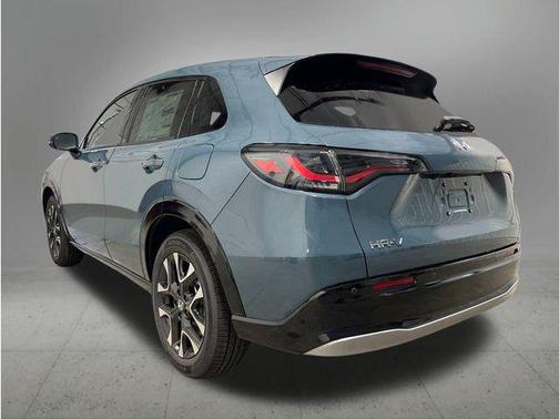 Nordic Forest Pearl 2027 Honda HR-V EX-L