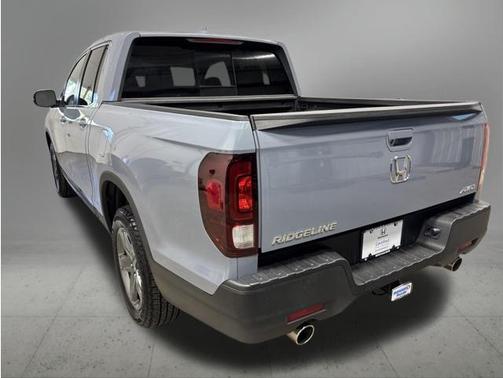 Sonic Gray Pearl 2023 Honda Ridgeline RTL