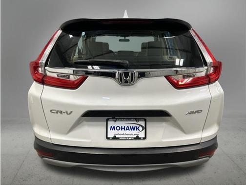 Platinum White Pearl 2019 Honda CR-V LX