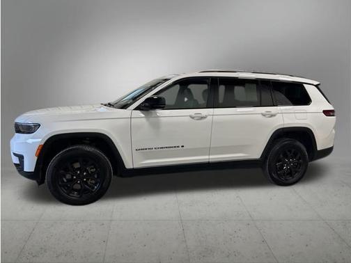 Bright White Clearcoat 2024 Jeep Grand Cherokee L Altitude