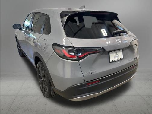 Urban Gray Pearl 2024 Honda HR-V AWD Sport