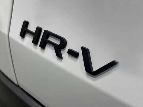 White 2027 Honda HR-V Sport
