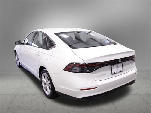 2025 Honda Accord LX 1.5T