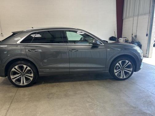 2021 Audi Q8 55 Premium Plus