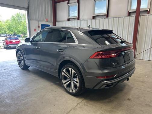 2021 Audi Q8 55 Premium Plus