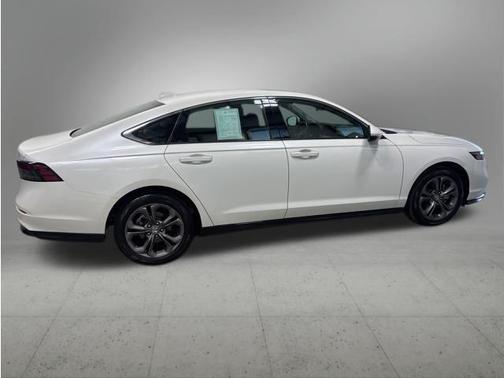 Platinum White Pearl 2024 Honda Accord Hybrid EX-L
