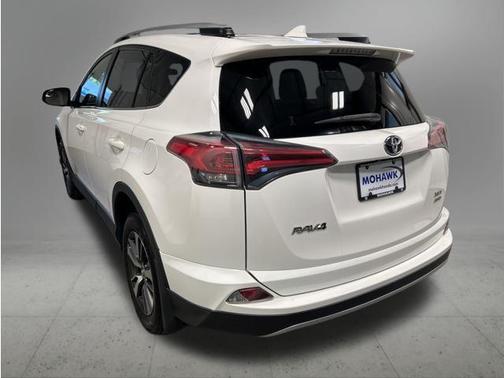 Super White 2017 Toyota RAV4 XLE