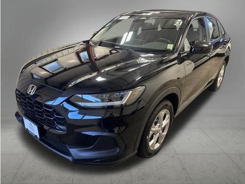 Crystal Black Pearl 2023 Honda HR-V LX