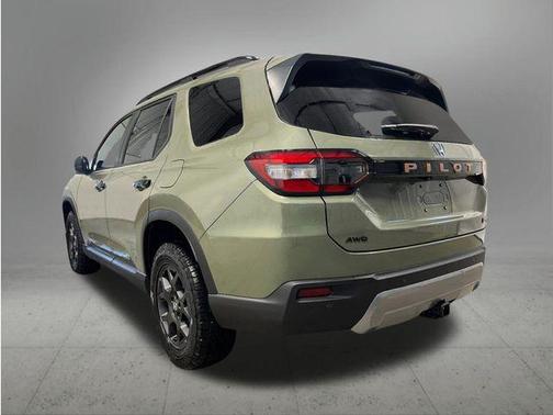 Green 2026 Honda Pilot TrailSport